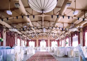 elegant wedding hall 1024x715